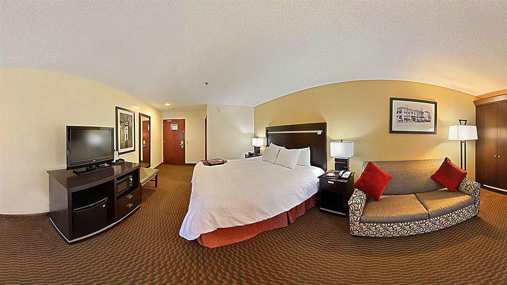 Hampton Inn Athens Ngoại thất bức ảnh