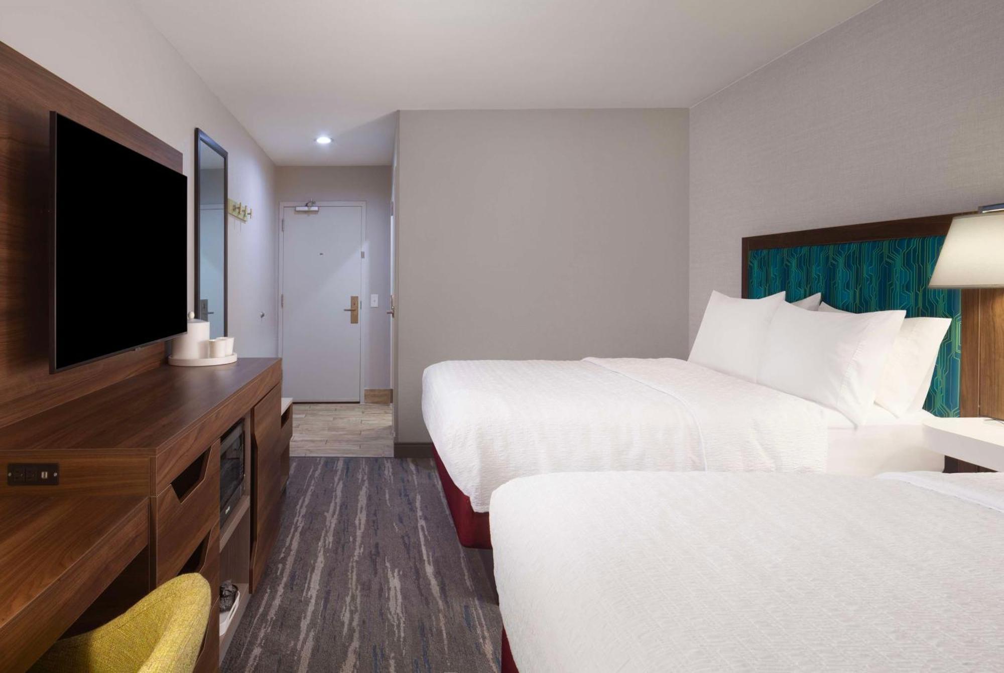 Hampton Inn Athens Ngoại thất bức ảnh